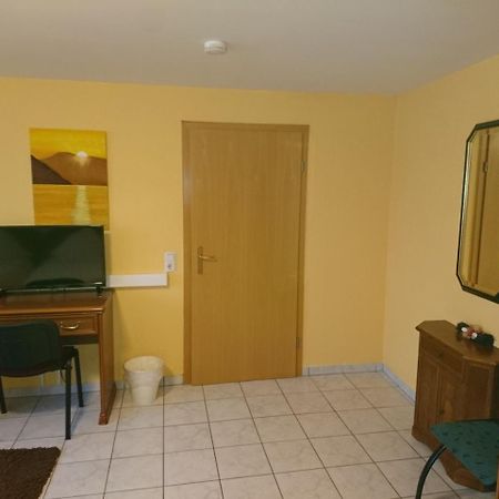 Euro-Hotel Saarbrucken Bagian luar foto